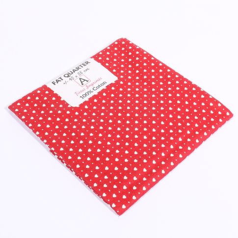 Coupon de tissu Coton imprimé Cœurs sur fond Rouge - 45 x 55 cm