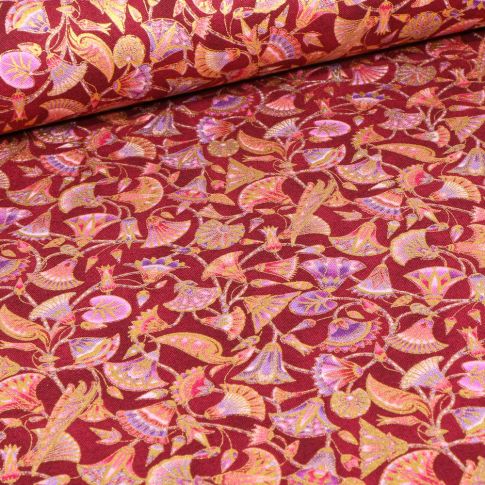 Tissu  Robert Kaufman Persis Claret Végétal sur fond Bordeaux
