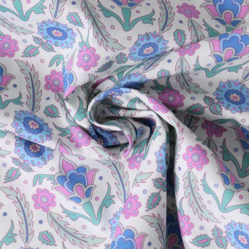 Tissu Coton imprimé indien Asha sur fond Blanc