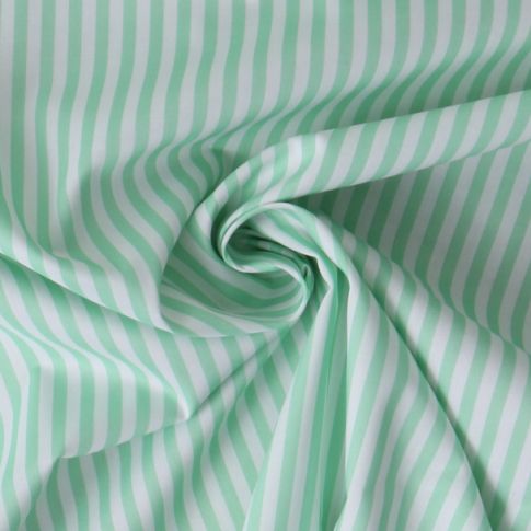 Tissu Coton imprimé  rayé Lisalou sur fond Vert pastel