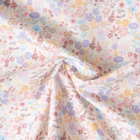 Tissu Popeline de Coton légère Petites fleurs et feuilles aquarelle pastel sur fond Blanc cassé