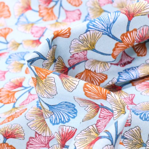 Tissu Coton imprimé Arty Gingko multicolore sur fond Bleu ciel