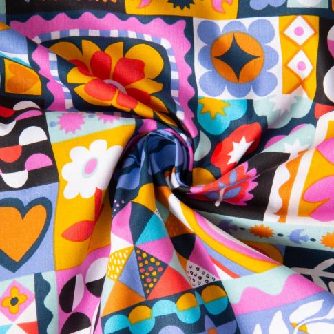 Tissu Coton imprimé  Arty Bimba multicolore sur fond Noir