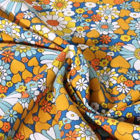 Tissu Coton imprimé Chill Fleuris jaune sur fond Bleu denim