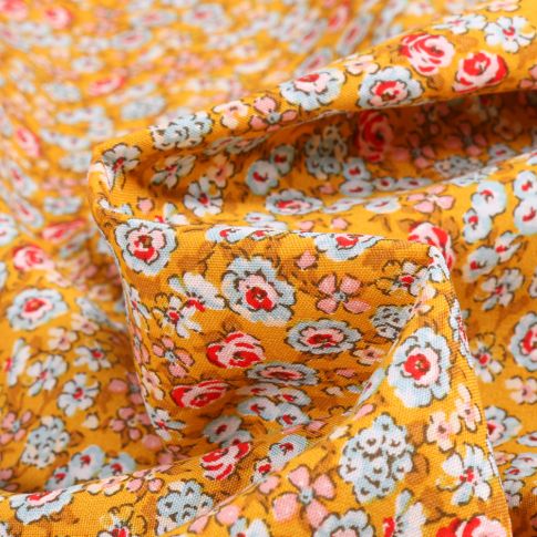 Tissu Viscose Arty Julia sur fond Jaune