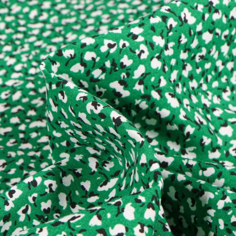 Tissu Viscose Arty Marion sur fond Vert