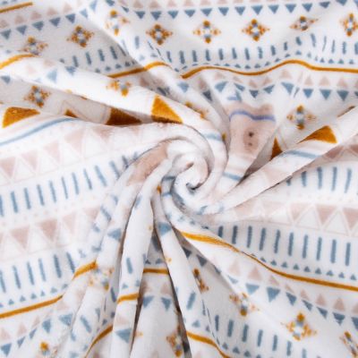 Tissu Doudou imprimé Petit ours Indien sur fond Blanc - Par 10 cm