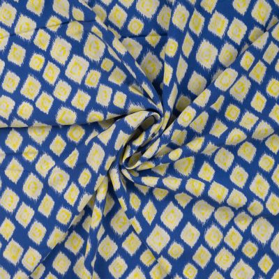 Tissu Viscose Chally Ikat sur fond Bleu roi - Par 10 cm