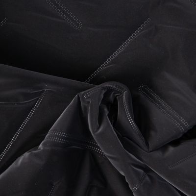 Tissu Doudoune matelassé Mila déperlant  uni Noir - Par 10 cm