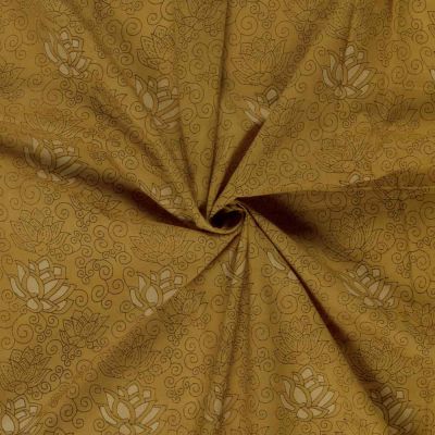Tissu Voile de coton Batik Sindhu Fleuris sur fond Jaune curry - Par 10 cm