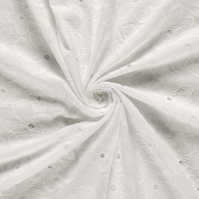 Tissu Coton brodé ajouré Adèle fleuri sur fond Blanc - Par 10 cm