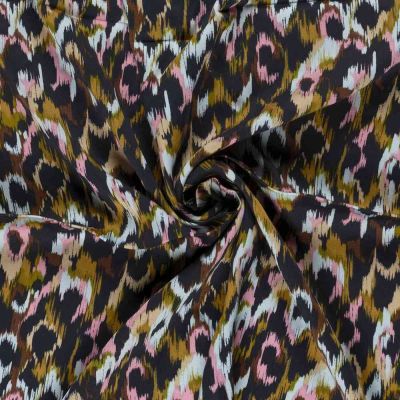 Tissu Viscose Satiné Léopard abstrait Bleu et Rose pastel sur fond Bleu nuit - Par 10 cm