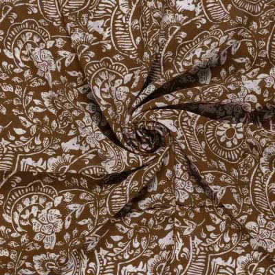 Tissu Crêpe de Viscose Noura ethnique végétal sur fond Marron - Par 10 cm