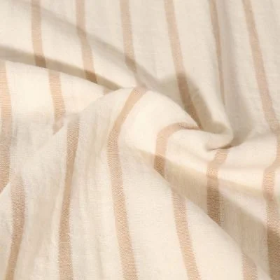 Tissu Double Gaze de Coton Teint en fil rayé beige sur fond Ecru - Par 10 cm