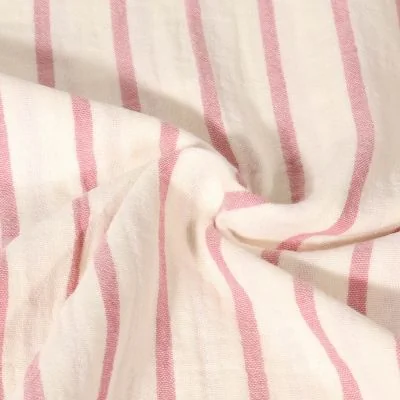 Tissu Double Gaze de Coton Teint en fil rayé rose sur fond Ecru - Par 10 cm