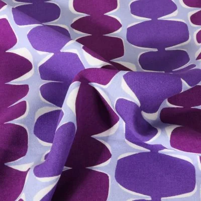 Tissu Viscose EcoVero Totem Graphique sur fond Lilas - Par 10 cm