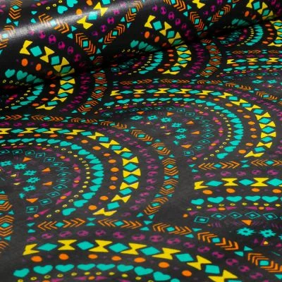 Tissu Wax africain n°  730 sur fond Noir - Par 10 cm
