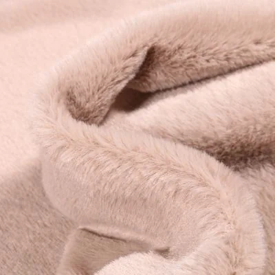 Tissu Fausse fourrure Ultra douce  Bear sur fond Beige sable - Par 10 cm