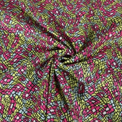Tissu Voile de Coton digital Géométrique abstrait sur fond Vert anis - Par 10 cm