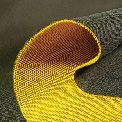 Tissu Résille matelassé mesh 3D Jaune - Par 10 cm