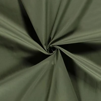 Tissu Popeline de coton unie satinée Allegro sur fond Vert kaki - Par 10 cm