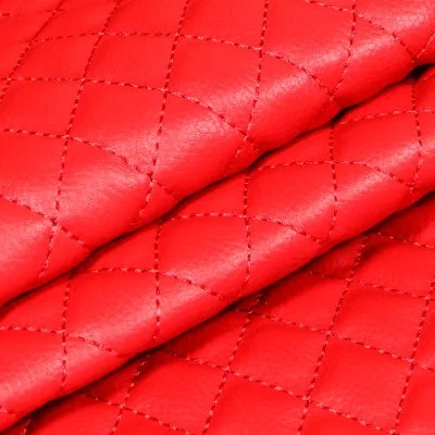 Tissu Simili cuir matelassé uni Chelsy Rouge - Par 10 cm