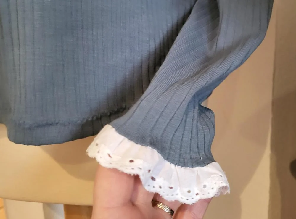 Sous-pull Romantica